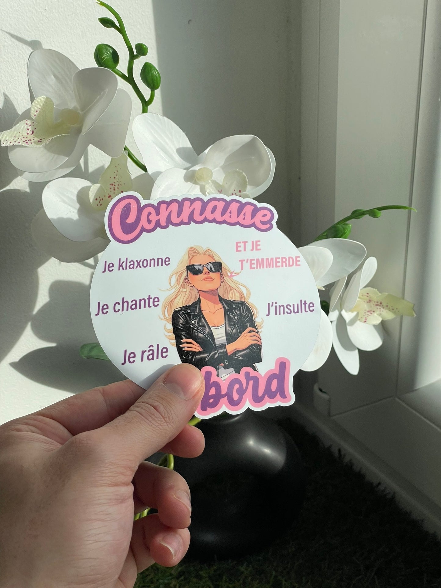 Stickers Rond "Connasse à bord"